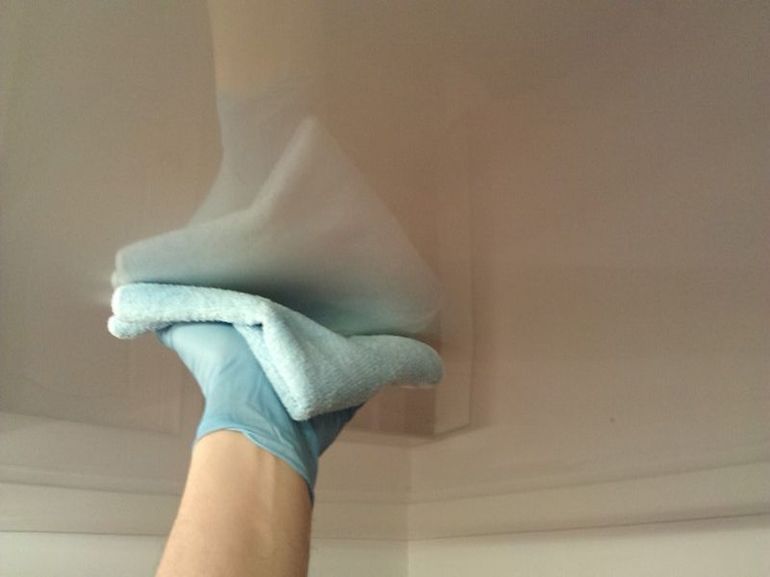 How and how to wash a stretch ceiling